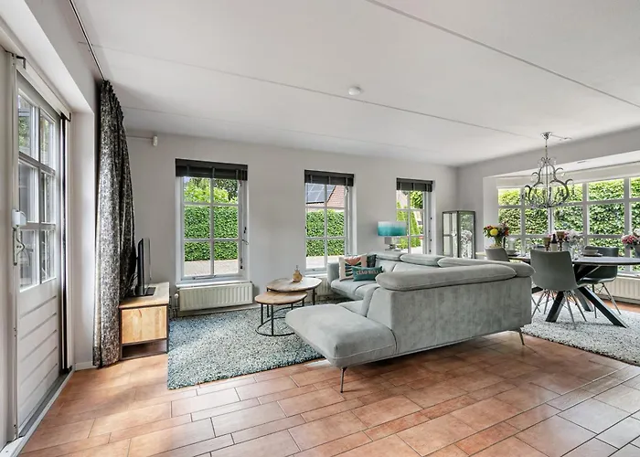 Dom wakacyjny Vakantiewoning Woudzicht - Stijlvol Genieten Nijkerk